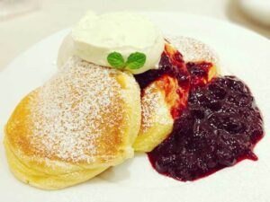 【徹底解説】ホットケーキとパンケーキの違い 決定的な定義、歴史、使い分けの全て - 学び直し！