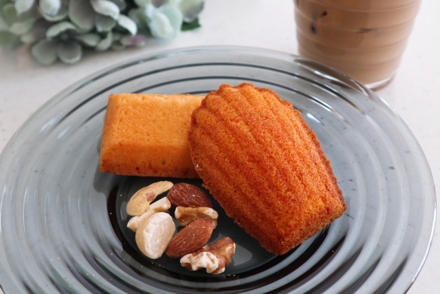 マドレーヌとフィナンシェの基本的な違い